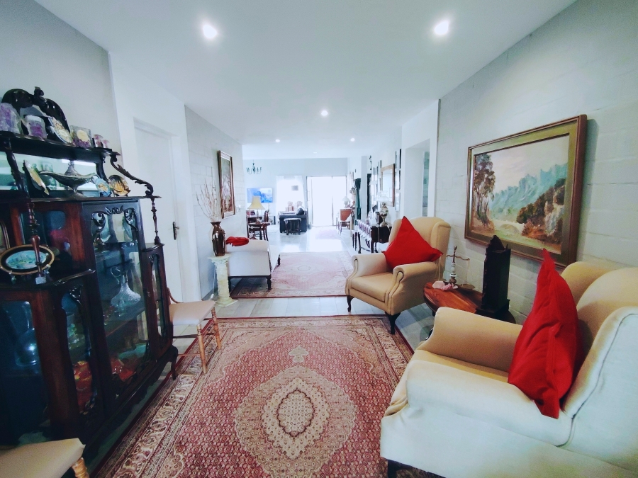 4 Bedroom Property for Sale in Shelley Point Western Cape